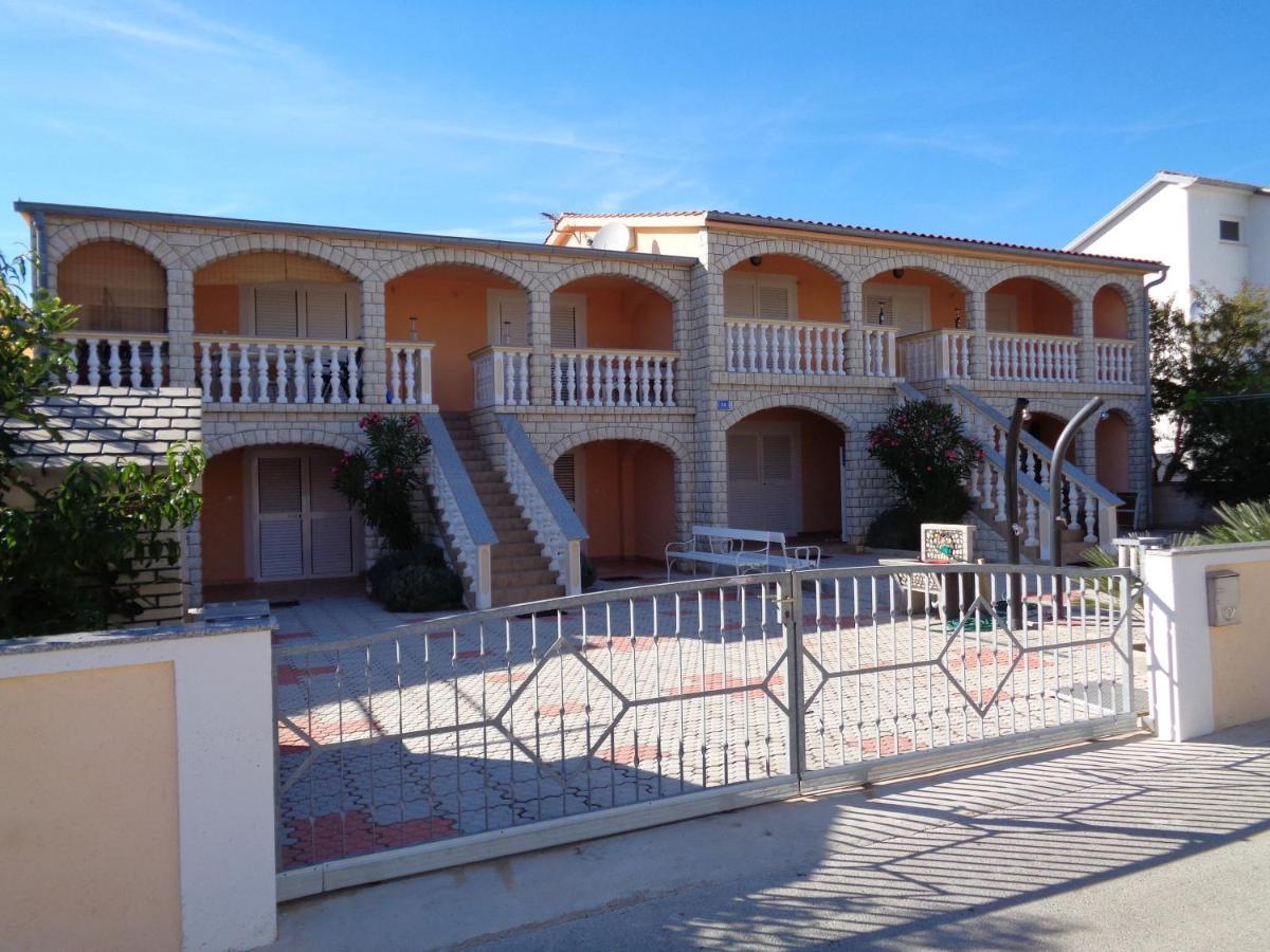 Apartman Kristo فير المظهر الخارجي الصورة