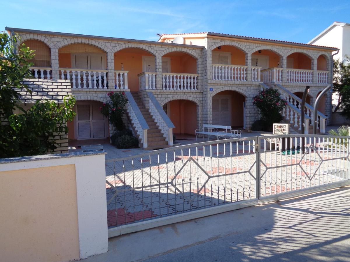 Apartman Kristo فير المظهر الخارجي الصورة